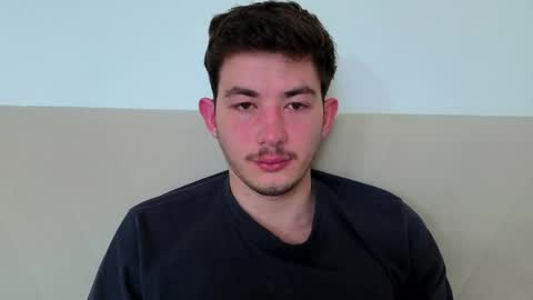 Snapshot of jonhy_merlin chatting on May 1, 2026, 5:12 am jonhy_merlin online show from May 1, 2026, 5:12 am