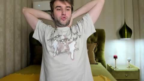 Snapshot of jonnahhell chatting on November 22, 2025, 2:27 pm Jonah online show from November 22, 2025, 2:27 pm