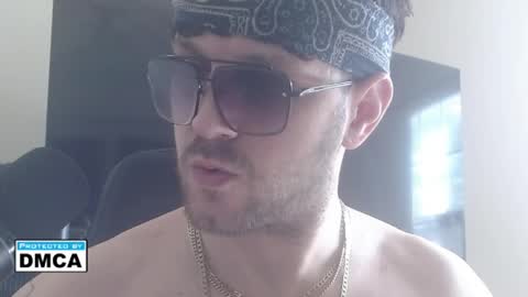 Snapshot of jonnybananas69 chatting on June 1, 2026, 10:11 pm Jonny Bans online show from June 1, 2026, 10:11 pm