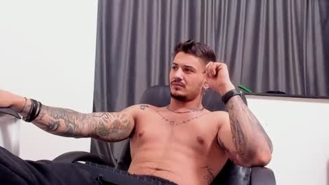 Snapshot of jonnyporn1 chatting on January 19, 2025, 8:51 pm jonnyporn1 online show from January 19, 2025, 8:51 pm