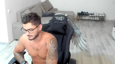 Snapshot of jonnyporn1 chatting on September 24, 2025, 11:02 am jonnyporn1 online show from September 24, 2025, 11:02 am