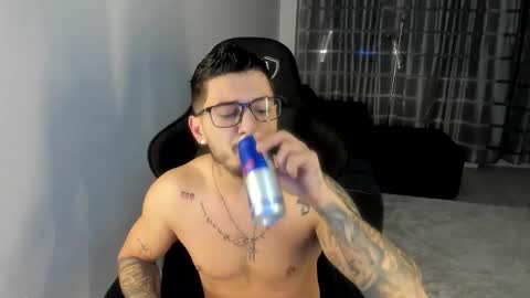 jonnyporn1 online show from February 20, 2026, 9:04 pm