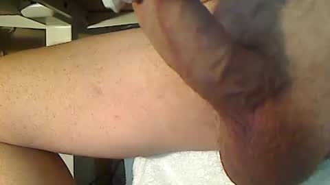 Snapshot of jonr2100 chatting on December 3, 2024, 11:57 pm Jon online show from December 3, 2024, 11:57 pm