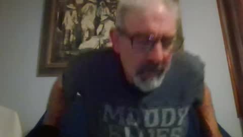 Snapshot of jony_five chatting on May 14, 2026, 12:39 am Jon online show from May 14, 2026, 12:39 am