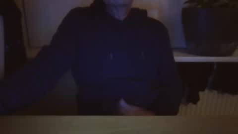 Snapshot of jop55 chatting on March 7, 2025, 7:05 pm Jop55 online show from March 7, 2025, 7:05 pm