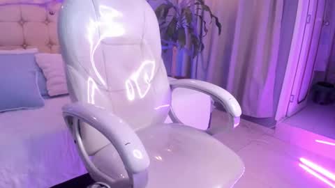 Snapshot of jordan_24_ chatting on October 5, 2025, 1:48 am JORDAN online show from October 5, 2025, 1:48 am