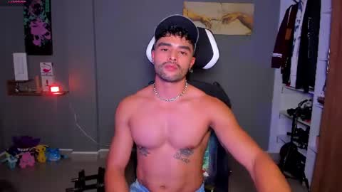 Snapshot of jordanrossie chatting on June 10, 2026, 11:24 pm JordanRossie online show from June 10, 2026, 11:24 pm