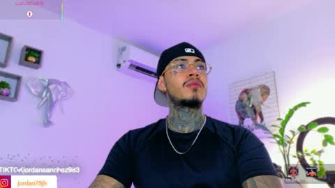 Snapshot of jordansmiith_ chatting on May 8, 2026, 8:58 pm Jordan Smith online show from May 8, 2026, 8:58 pm