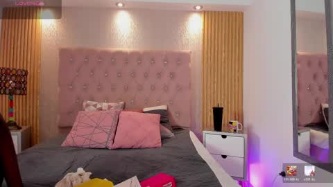 jorinde sexy online show from May 6, 2026, 3:57 am