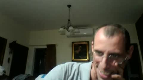 Snapshot of jos39a chatting on October 15, 2025, 4:18 pm jos39a online show from October 15, 2025, 4:18 pm