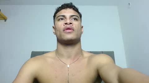 Snapshot of jose_and_daniel chatting on July 23, 2026, 1:52 am JOSE AND DANIEL online show from July 23, 2026, 1:52 am