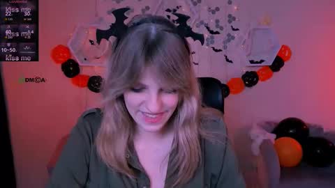 jose_fairy online show from October 29, 2025, 8:32 pm