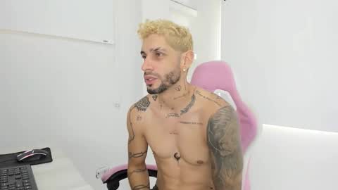 jose_wc online show from March 8, 2026, 7:06 pm