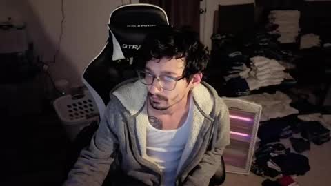 Josef online show from May 19, 2026, 6:09 am