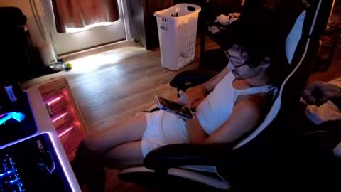 Josef online show from July 18, 2026, 10:46 pm