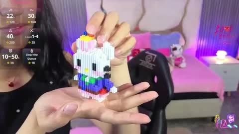 Snapshot of joselyn_tay chatting on May 7, 2026, 12:32 pm Joselyn online show from May 7, 2026, 12:32 pm
