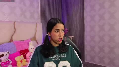 Snapshot of joselyn_tay chatting on May 13, 2026, 1:19 pm Joselyn online show from May 13, 2026, 1:19 pm
