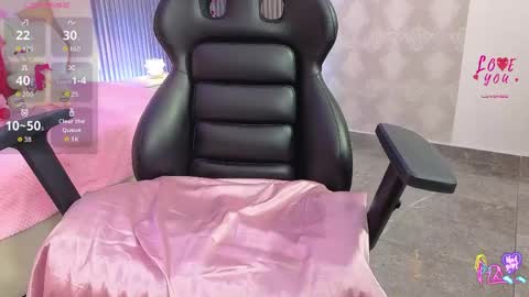 Snapshot of joselyn_tay chatting on May 18, 2026, 4:24 pm Joselyn online show from May 18, 2026, 4:24 pm