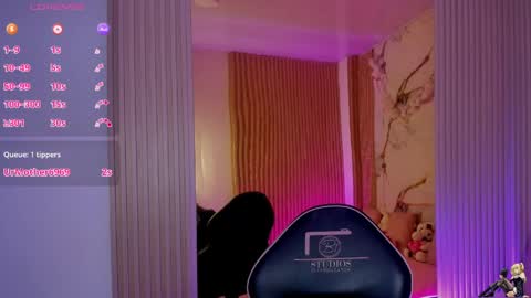 Snapshot of joselyn_tay chatting on June 5, 2026, 12:00 pm Joselyn online show from June 5, 2026, 12:00 pm