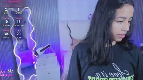 Snapshot of joselyn_tay chatting on July 8, 2026, 12:31 pm Joselyn online show from July 8, 2026, 12:31 pm