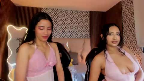 Snapshot of joselyn_tay chatting on July 19, 2026, 1:15 pm Joselyn online show from July 19, 2026, 1:15 pm
