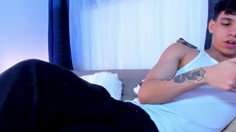 Josep online show from February 11, 2025, 12:59 am