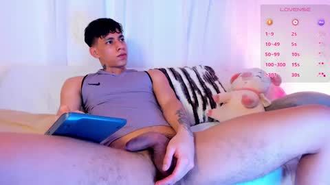 Josep online show from February 22, 2025, 7:34 am