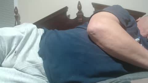 josephgr2021 online show from February 23, 2025, 2:07 am