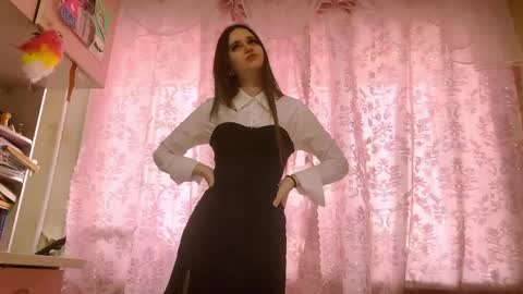 Emily Carter online show from April 21, 2026, 8:42 am