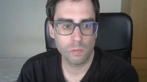 Snapshot of josevd chatting on June 1, 2026, 11:01 am Jose online show from June 1, 2026, 11:01 am