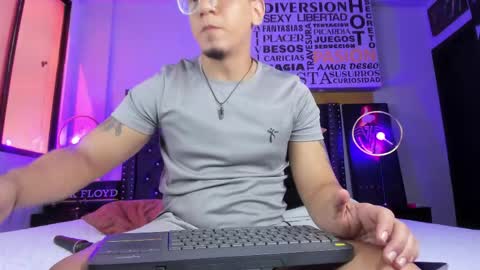 Snapshot of joshmiller___ chatting on May 6, 2026, 6:57 pm joshmiller___ online show from May 6, 2026, 6:57 pm
