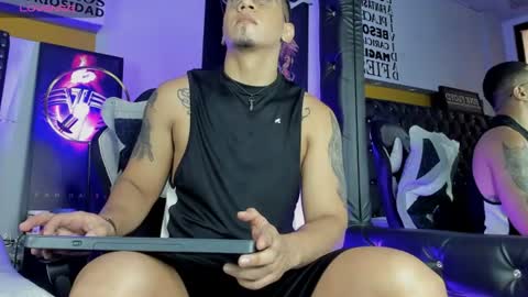 Snapshot of joshmiller___ chatting on July 25, 2026, 11:52 am joshmiller___ online show from July 25, 2026, 11:52 am