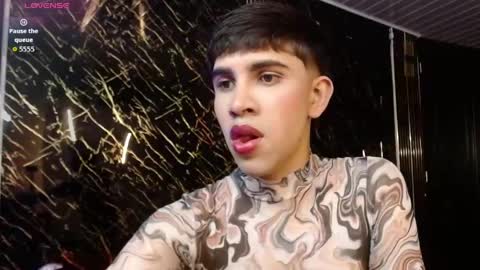 joshua_saenz_ online show from May 8, 2026, 1:11 am