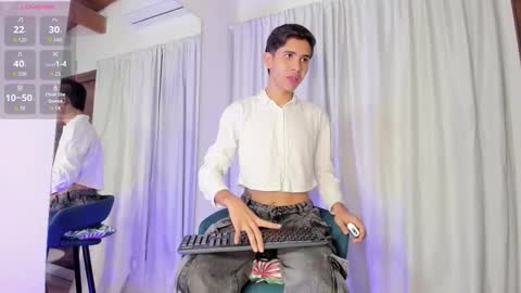 Snapshot of joshua_sanz chatting on October 17, 2025, 3:53 am Joshua Sanz online show from October 17, 2025, 3:53 am