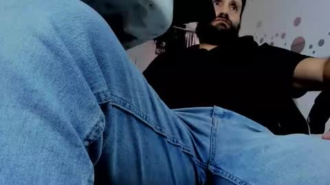 joshuaa11_ online show from April 7, 2026, 8:53 pm