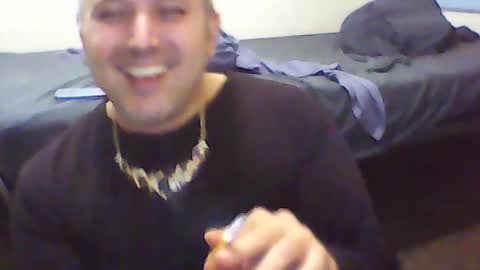 Snapshot of joshualorenzo chatting on June 18, 2026, 5:51 am joshualorenzo online show from June 18, 2026, 5:51 am
