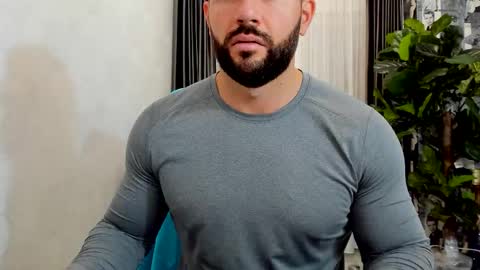 joshuamuscle69 online show from December 21, 2025, 7:15 am