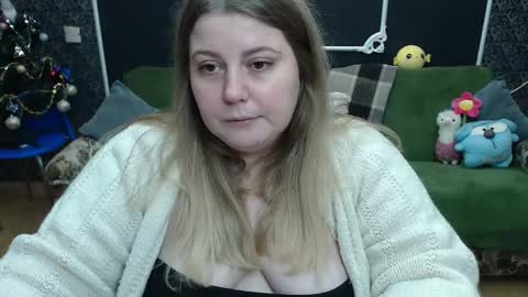 Snapshot of josiesun771 chatting on December 8, 2024, 4:39 pm josiesun771 online show from December 8, 2024, 4:39 pm