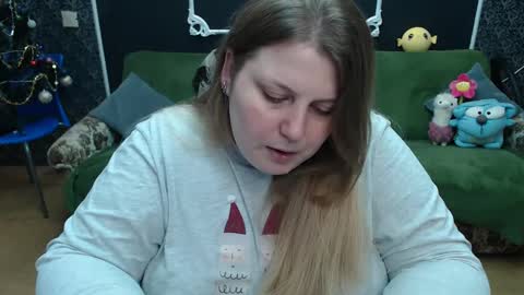 Snapshot of josiesun771 chatting on February 2, 2025, 12:57 pm josiesun771 online show from February 2, 2025, 12:57 pm