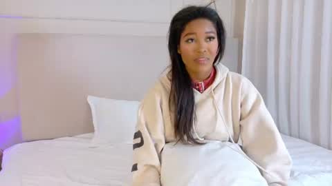 Snapshot of josselynbrown chatting on August 5, 2026, 11:13 am Joss online show from August 5, 2026, 11:13 am