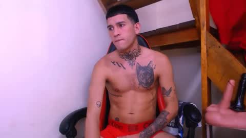 josue_linares online show from April 24, 2026, 7:00 am