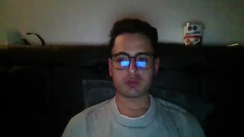 Snapshot of josux8 chatting on November 18, 2025, 3:56 am josux8 online show from November 18, 2025, 3:56 am