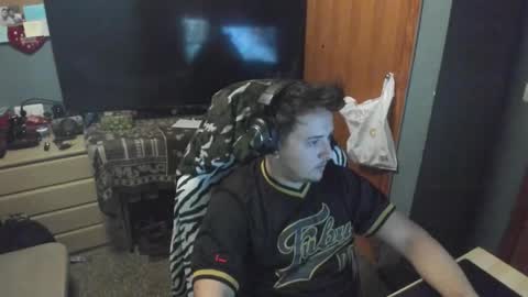 Snapshot of jotagt chatting on February 16, 2026, 7:54 pm Yazzu online show from February 16, 2026, 7:54 pm