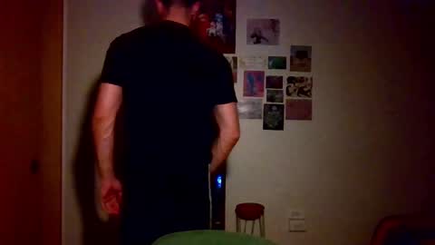 jotarojas1 online show from December 17, 2024, 3:06 am