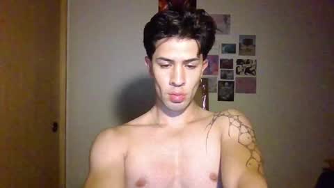 jotarojas1 online show from January 7, 2025, 4:29 am