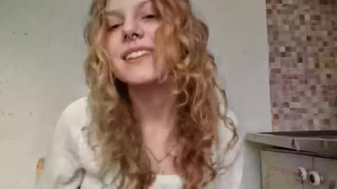 Kira online show from March 16, 2026, 9:13 am