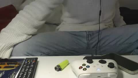 jovenduro84 online show from March 19, 2026, 9:35 am