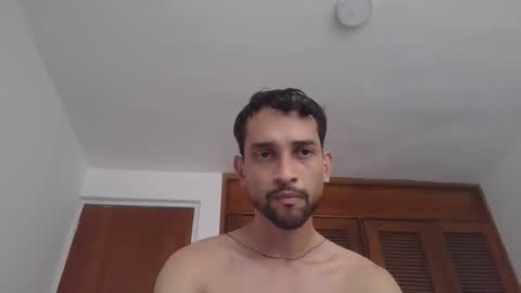 Snapshot of jovenvergonguapo09 chatting on March 26, 2026, 2:44 pm Van Helsing online show from March 26, 2026, 2:44 pm