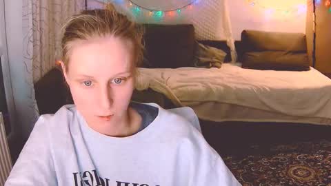 Snapshot of joy_keys chatting on December 23, 2024, 11:06 pm joy_keys online show from December 23, 2024, 11:06 pm