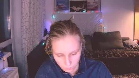 Snapshot of joy_keys chatting on January 6, 2025, 9:43 pm joy_keys online show from January 6, 2025, 9:43 pm